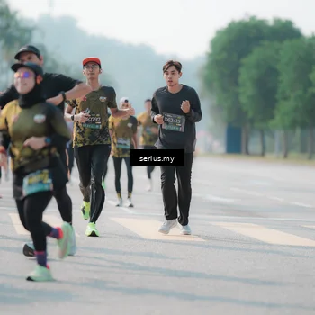 Runner Photo 6426429