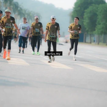 Runner Photo 6426458
