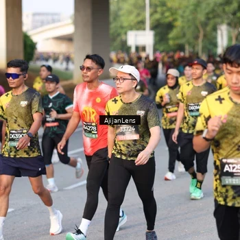 Runner Photo 6426459