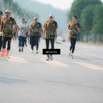 Runner Photo 6426463