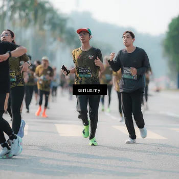 Runner Photo 6426465