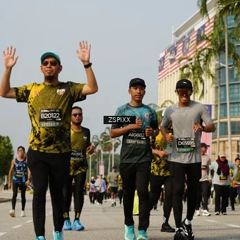 Runner Photo 6426475