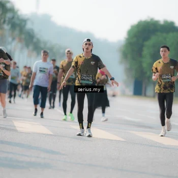 Runner Photo 6426488