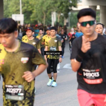 Runner Photo 6426490