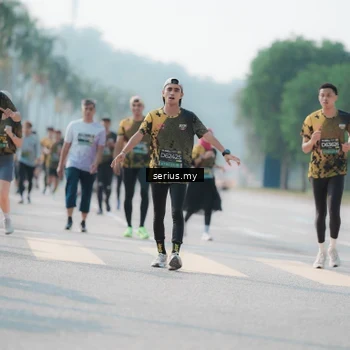 Runner Photo 6426492