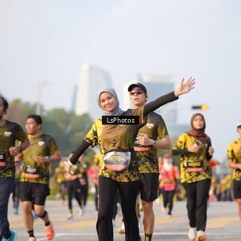 Runner Photo 6426494
