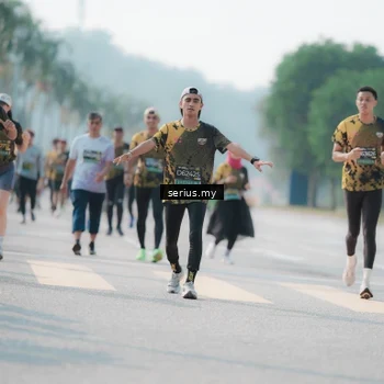 Runner Photo 6426495