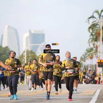 Runner Photo 6426507