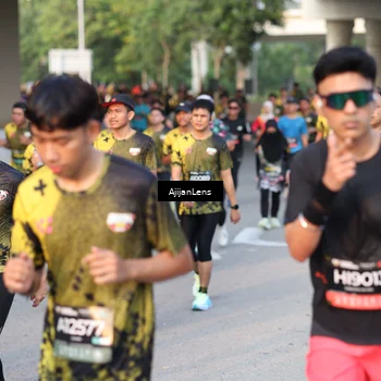 Runner Photo 6426513