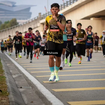 Runner Photo 6426548
