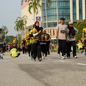 Runner Photo 6426549