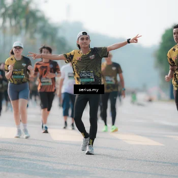 Runner Photo 6426554