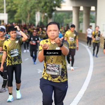 Runner Photo 6426572