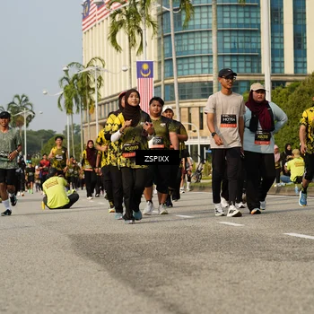 Runner Photo 6426579
