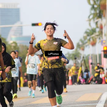Runner Photo 6426580