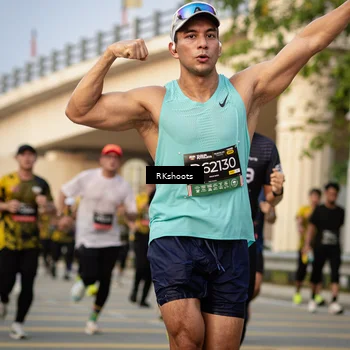 Runner Photo 6426583