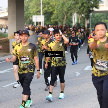Runner Photo 6426591