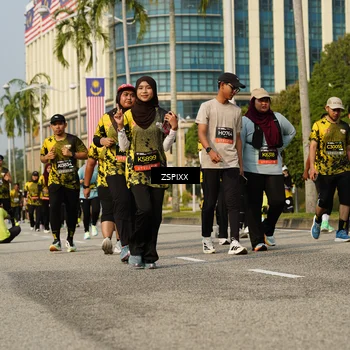 Runner Photo 6426599
