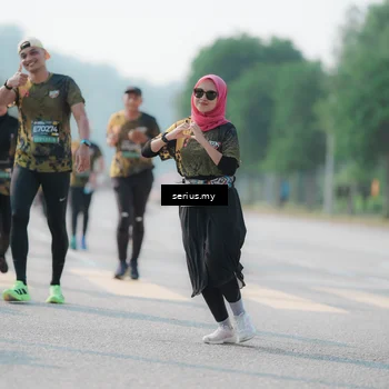 Runner Photo 6426613