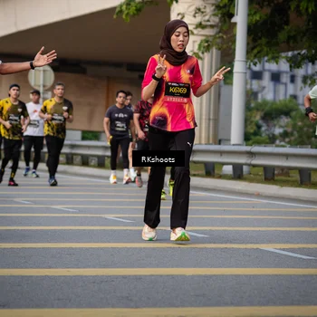 Runner Photo 6426621
