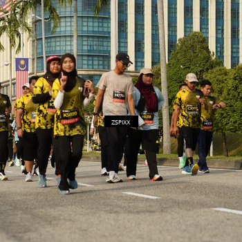 Runner Photo 6426624