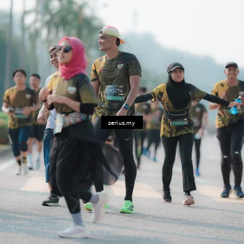 Runner Photo 6426625