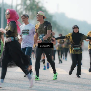 Runner Photo 6426640