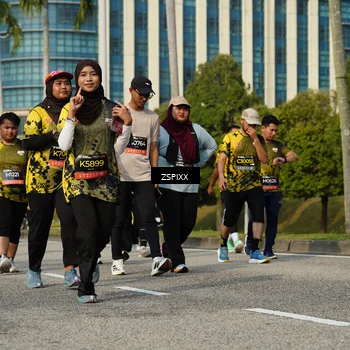 Runner Photo 6426644