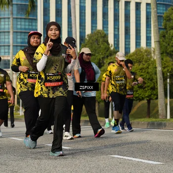 Runner Photo 6426649