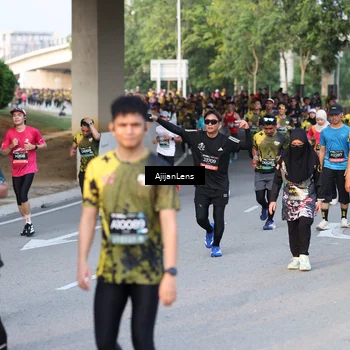 Runner Photo 6426650