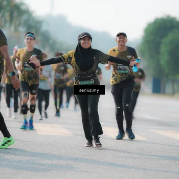 Runner Photo 6426652