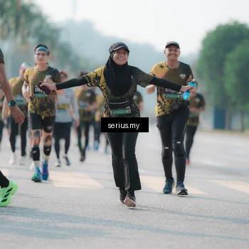 Runner Photo 6426663