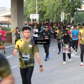 Runner Photo 6426665