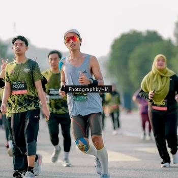 Runner Photo 6426673