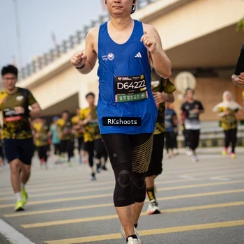 Runner Photo 6426676
