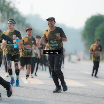 Runner Photo 6426678