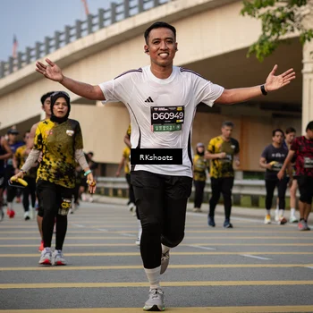 Runner Photo 6426694
