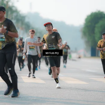 Runner Photo 6426695