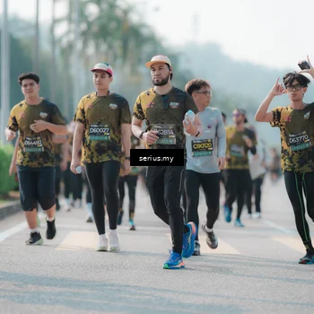 Runner Photo 6426736