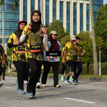Runner Photo 6426738