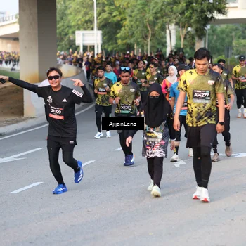 Runner Photo 6426741