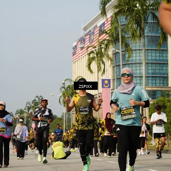Runner Photo 6426744