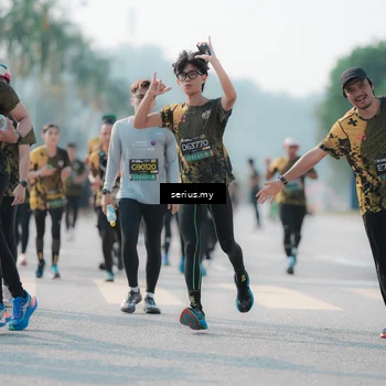 Runner Photo 6426745