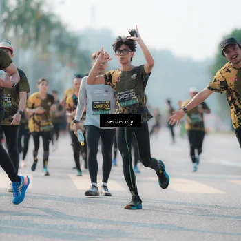 Runner Photo 6426751