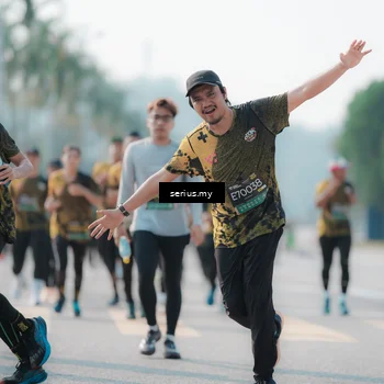 Runner Photo 6426759