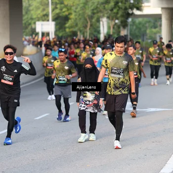 Runner Photo 6426776