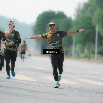 Runner Photo 6426792