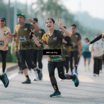Runner Photo 6426820