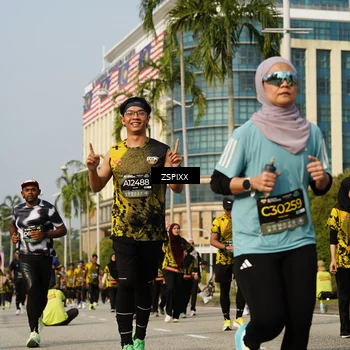 Runner Photo 6426863