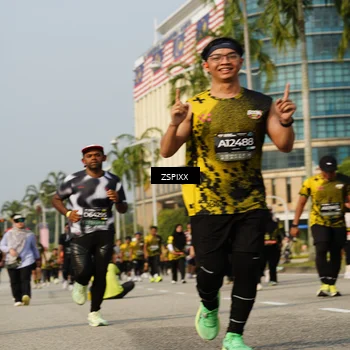 Runner Photo 6426865
